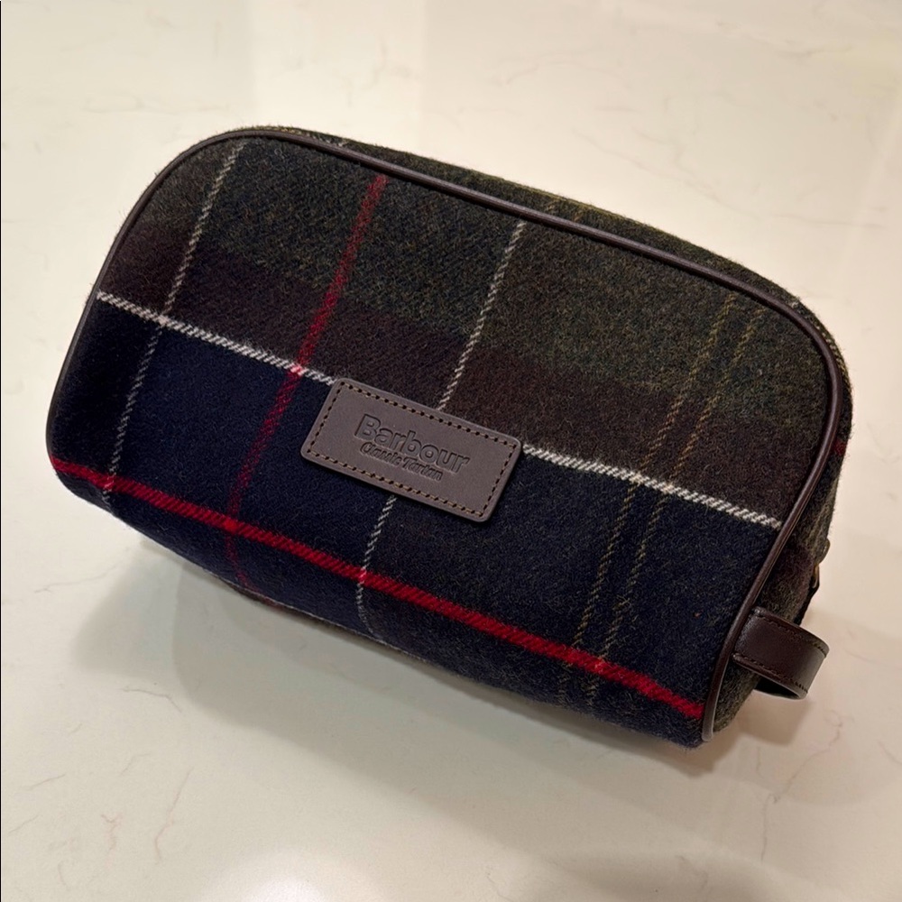 New Barbour Men's Tartan Travel Bag - Green and Red